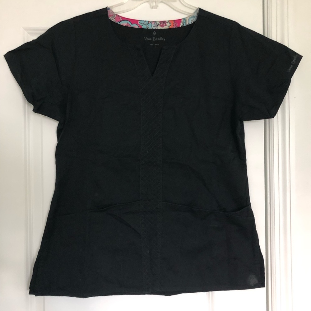 Vera Bradley Black Short-Sleeve Tunic Scrub Top